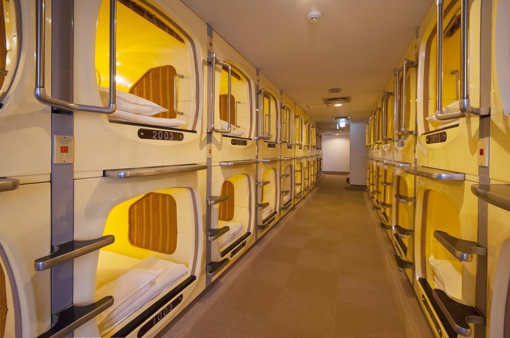 Sauna And Capsule Hotel Hollywood Okayama Ruang foto