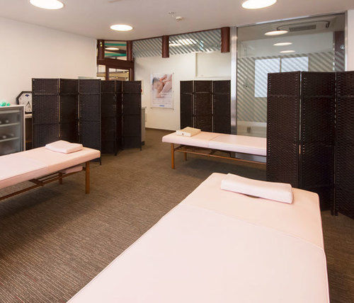 Sauna And Capsule Hotel Hollywood Okayama Bagian luar foto