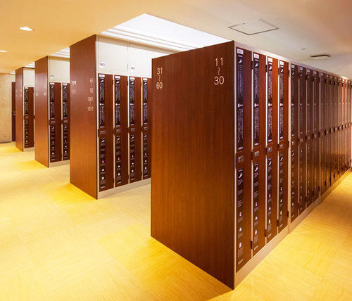 Sauna And Capsule Hotel Hollywood Okayama Bagian luar foto